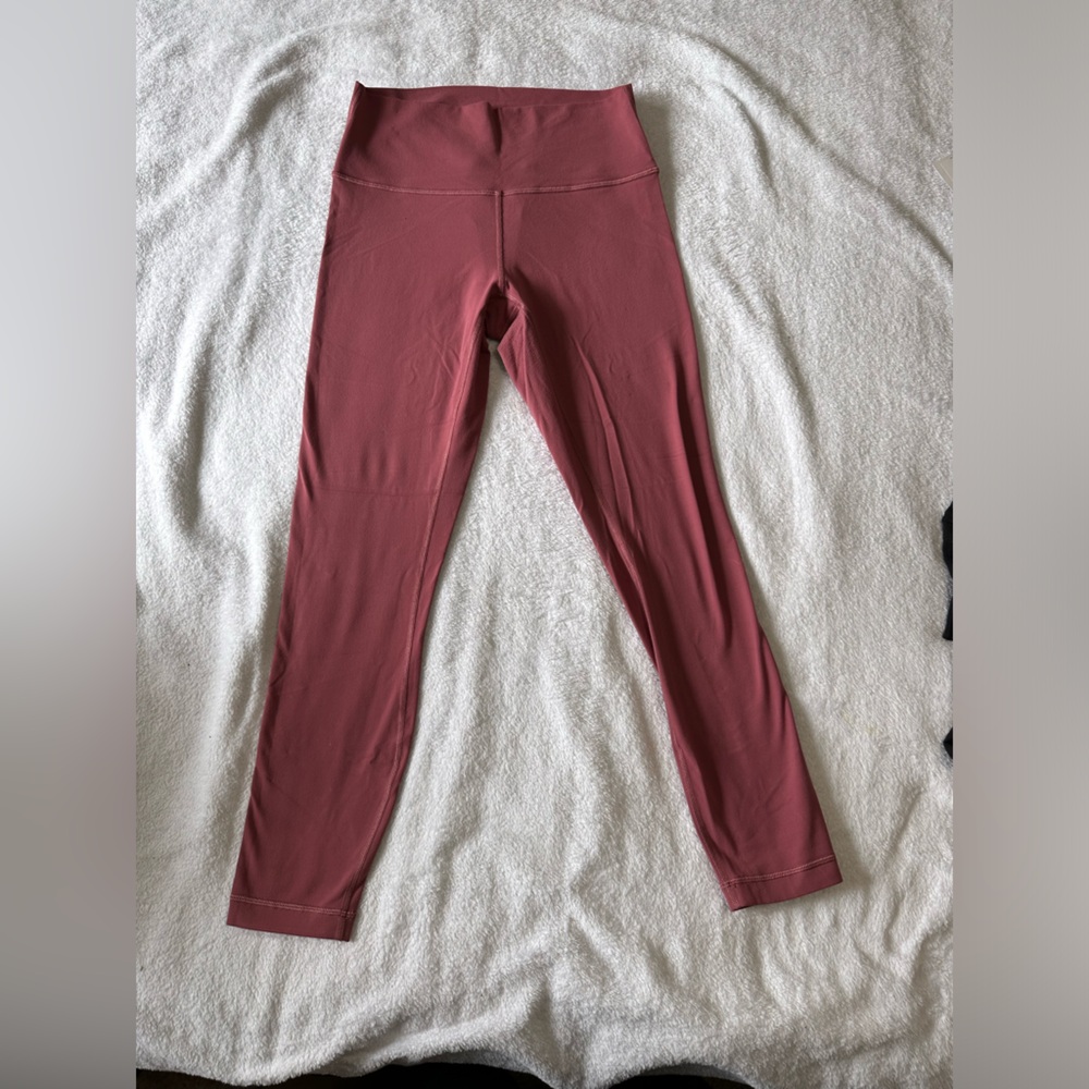 Lululemon crops